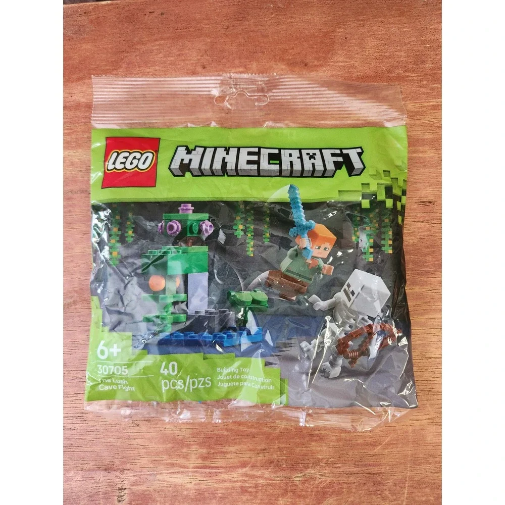 LEGO Minecraft The Lush Cave Fight 30705 Polybag 40 Pcs Building Toy Set NEW